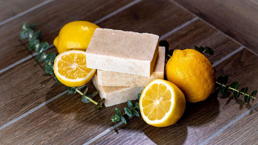Squeaky Clean - refreshing lemongrass with a hint of woodsy mint from the eucalyptus